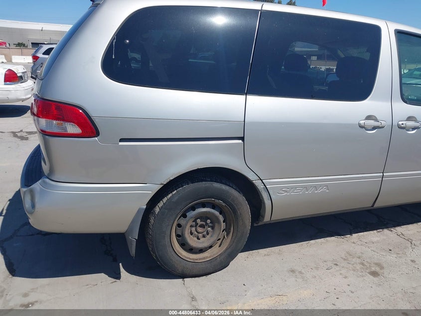 2001 Toyota Sienna Ce VIN: 4T3ZF19C51U353338 Lot: 44806433