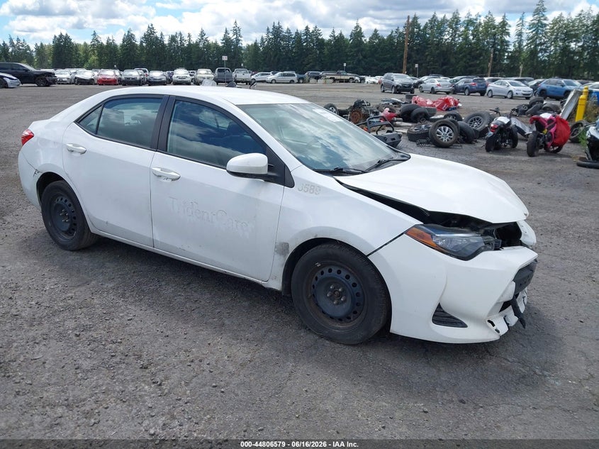 2017 TOYOTA COROLLA LE