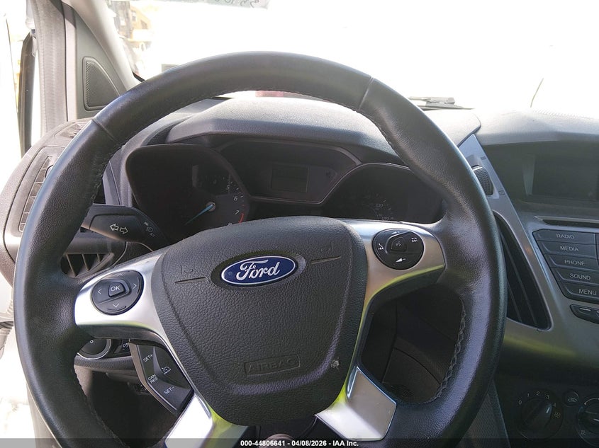 NM0LS7F76J1372603 2018 Ford Transit 2.5 Connect Xlt white