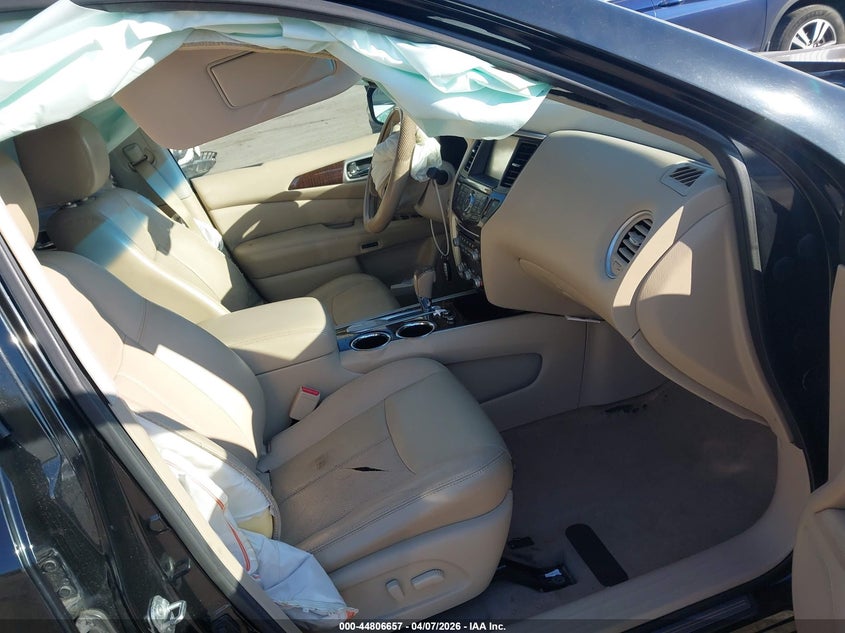 2014 Nissan Pathfinder Platinum