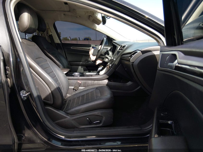2013 Ford Fusion Hybrid Se