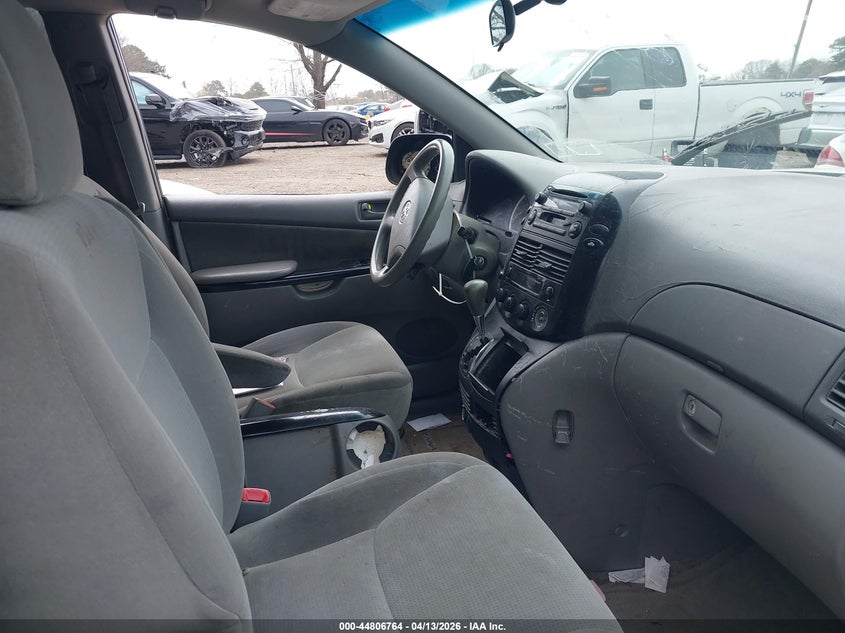 2014 Toyota Sienna Xle 7 Passenger