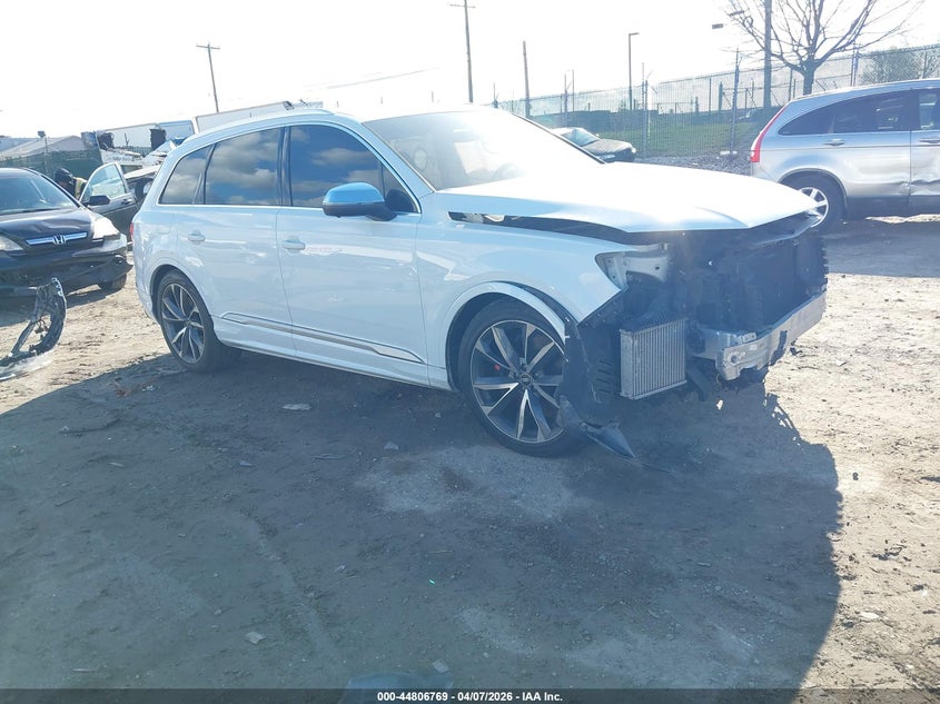 WA1AWBF78MD023957 AUDI SQ7 Photo 1