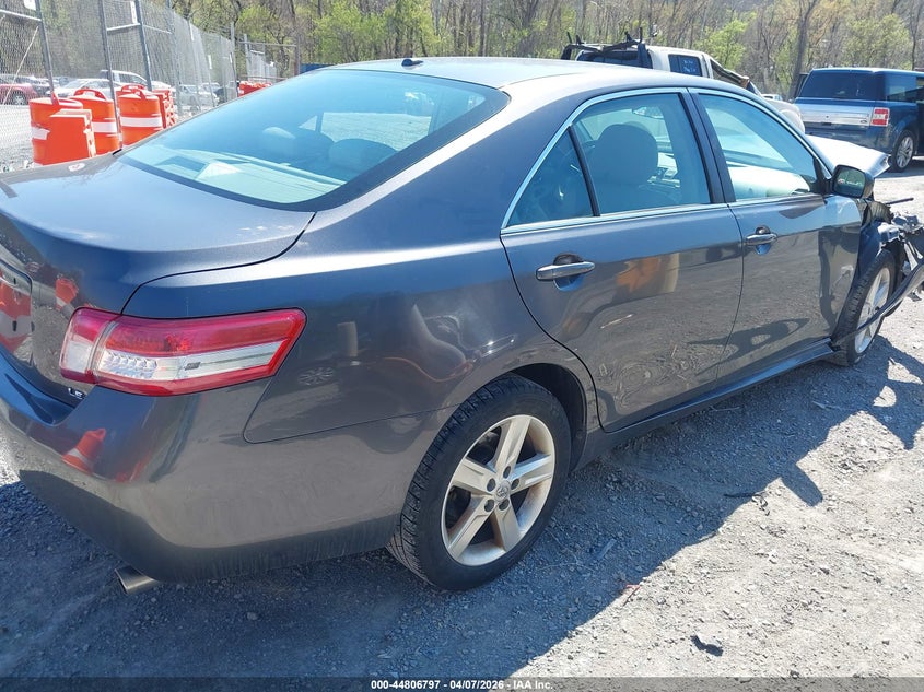 2011 Toyota Camry Le