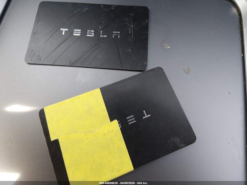 TESLA MODEL Y 2022 VIN 7SAYGAEE5NF508520