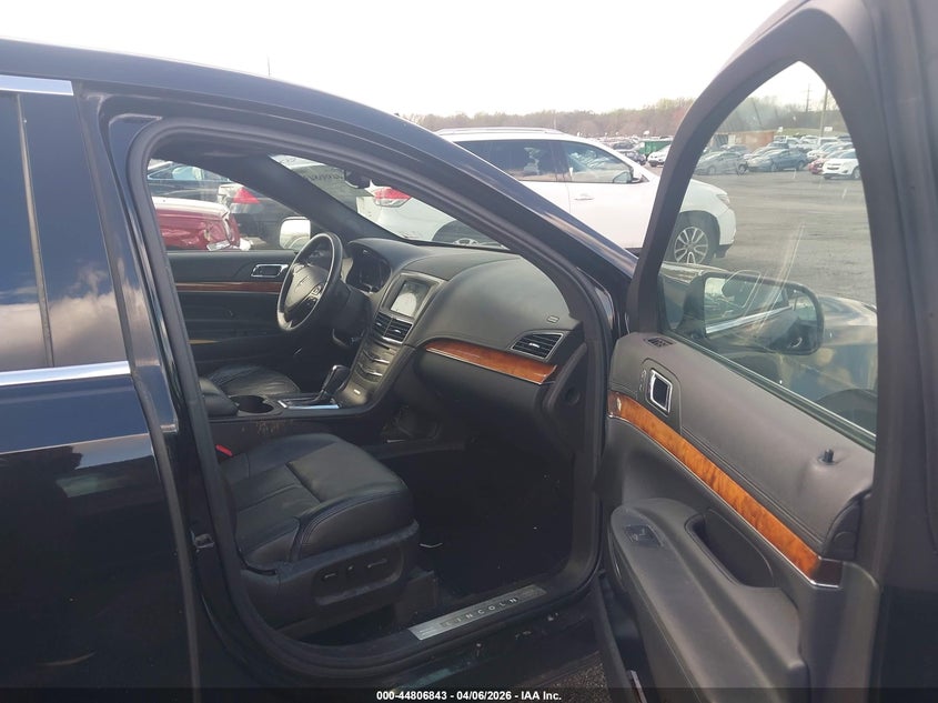 2016 Lincoln Mkt Livery