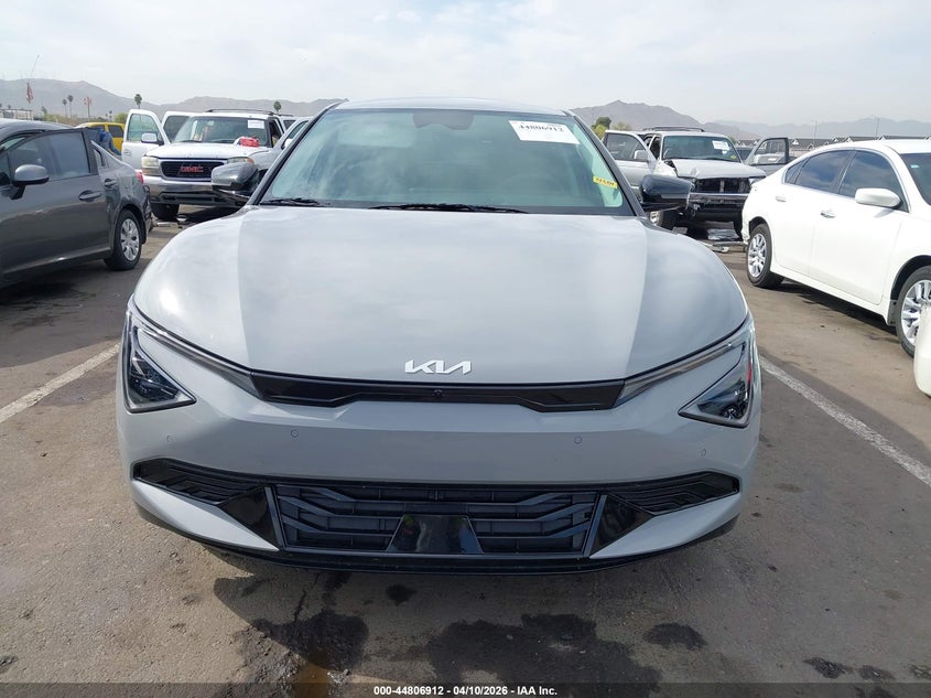 2025 Kia Ev6 Wind VIN: 5XYC34JA1SG003389 Lot: 44806912