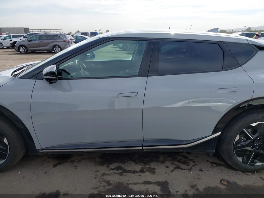 2025 Kia Ev6 Wind VIN: 5XYC34JA1SG003389 Lot: 44806912