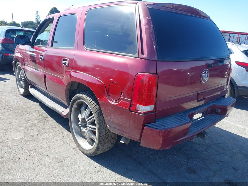 2004 Cadillac Escalade Standard