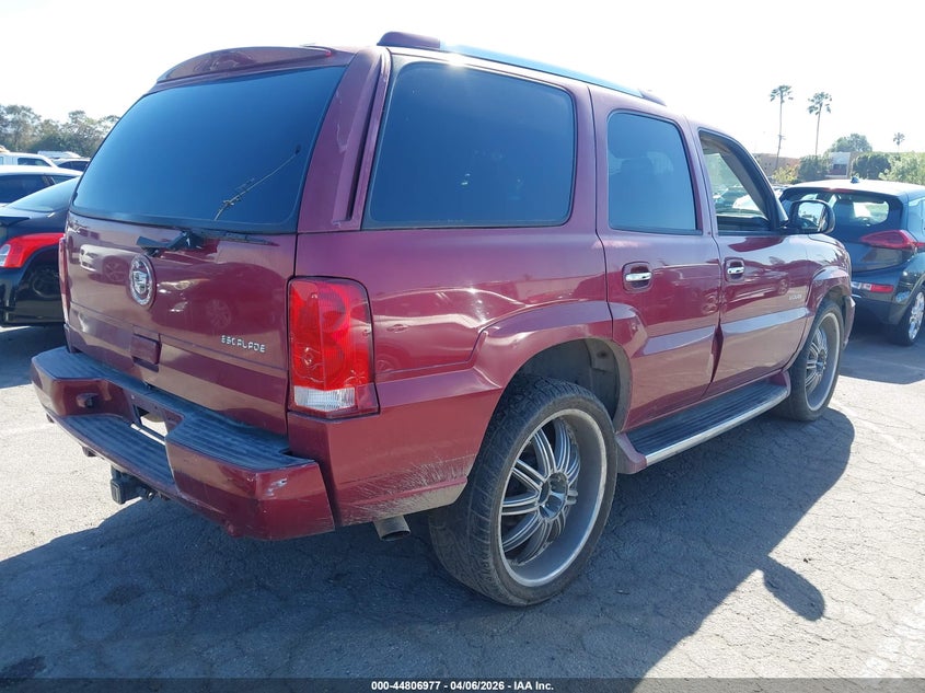 2004 Cadillac Escalade Standard