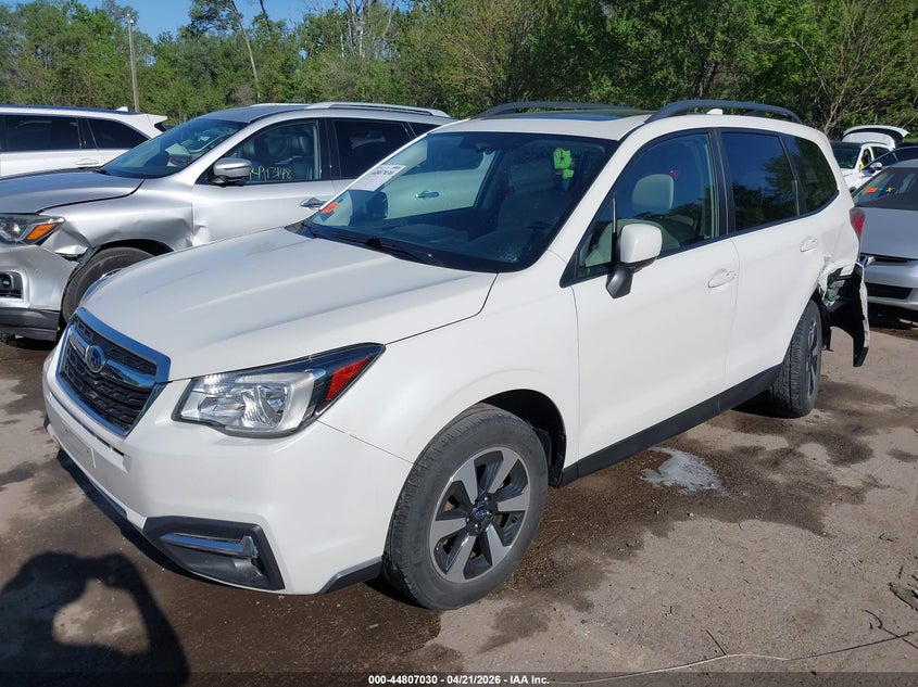 Vin: jf2sjaec3jh406678, lot: 45304298, subaru forester 2.5i premium 20182