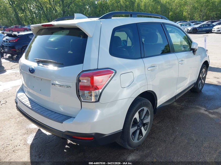 Vin: jf2sjaec3jh406678, lot: 45304298, subaru forester 2.5i premium 20184