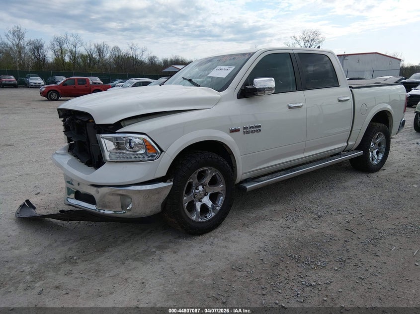 Vin: 1c6rr7nt7hs660245, lot: 45304355, ram 1500 laramie  4x4 5'7 box 20172