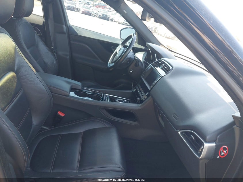 2017 Jaguar F-Pace 35T Prestige