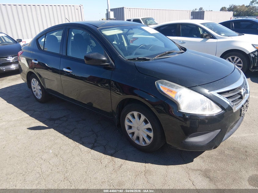 2015 Nissan Versa 1.6 Sv