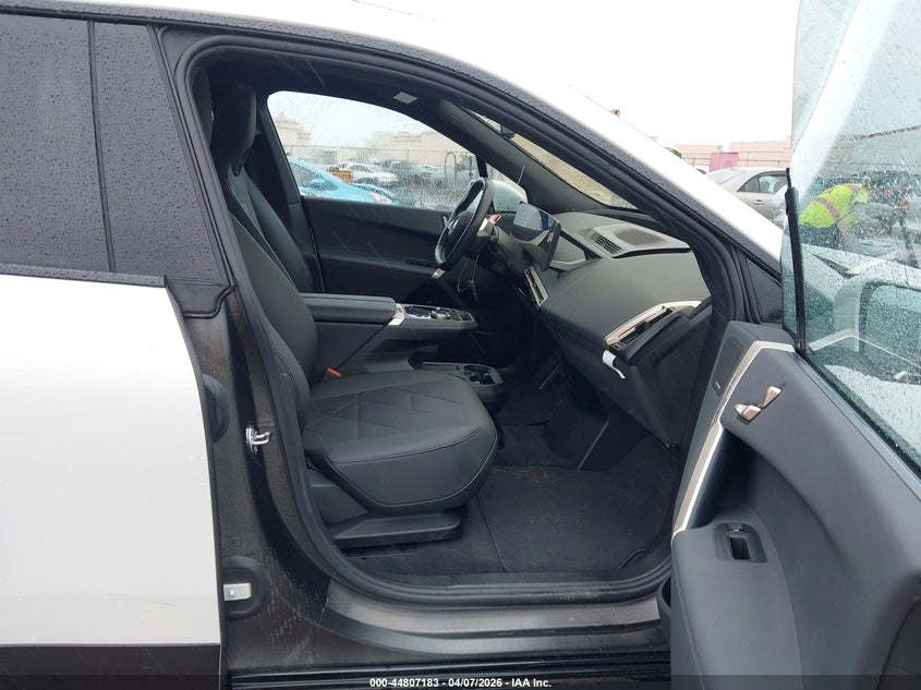2025 BMW IX auction photo 5