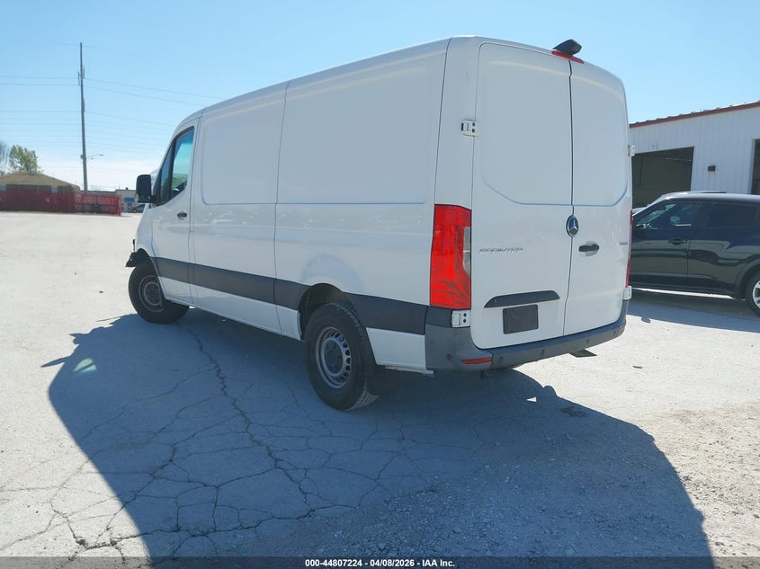2022 Mercedes-Benz Sprinter 1500 Standard Roof I4