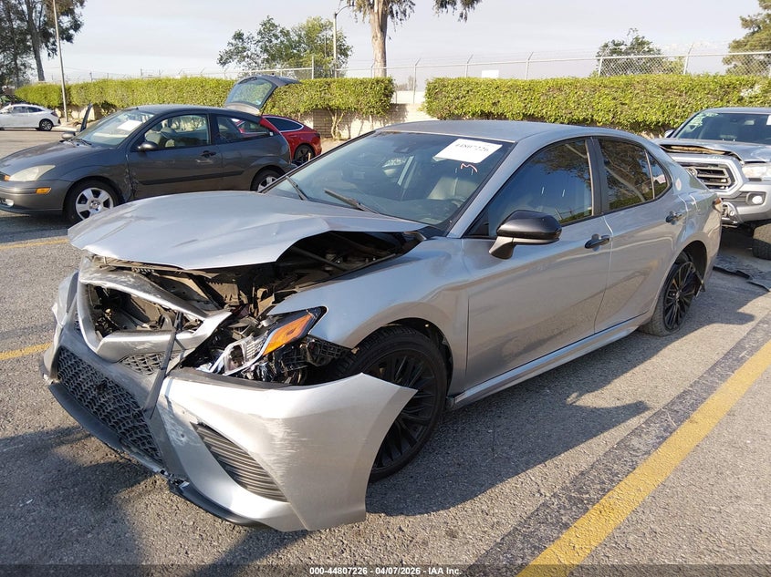 2020 Toyota Camry Se Nightshade Edition