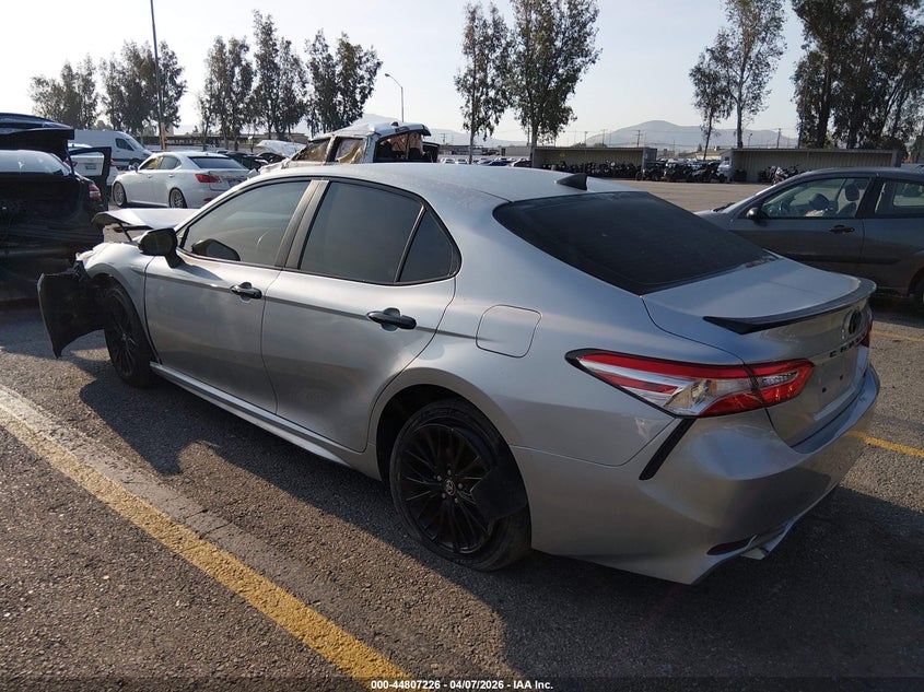 2020 Toyota Camry Se Nightshade Edition