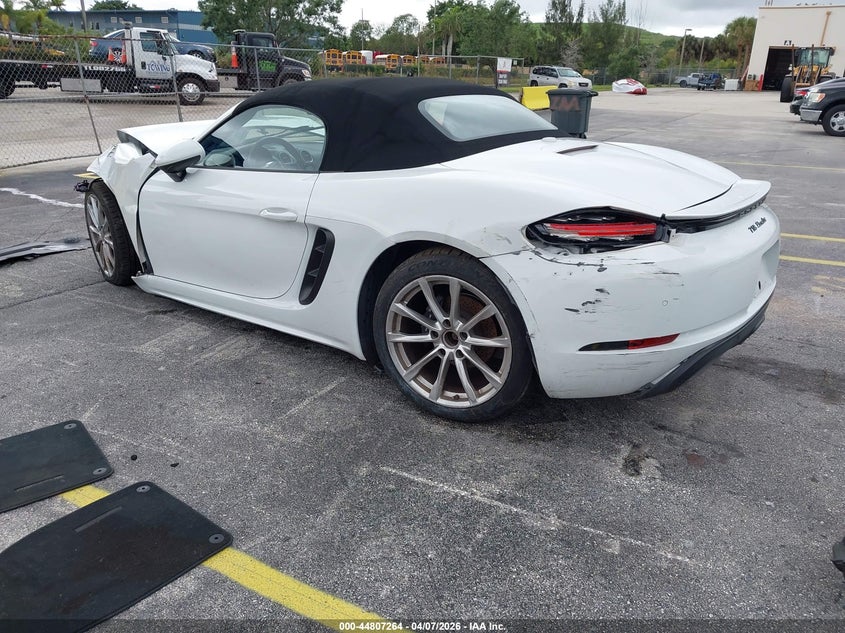 Vin: wp0ca2a88hs220884, lot: 45304532, porsche 718 boxster 20173