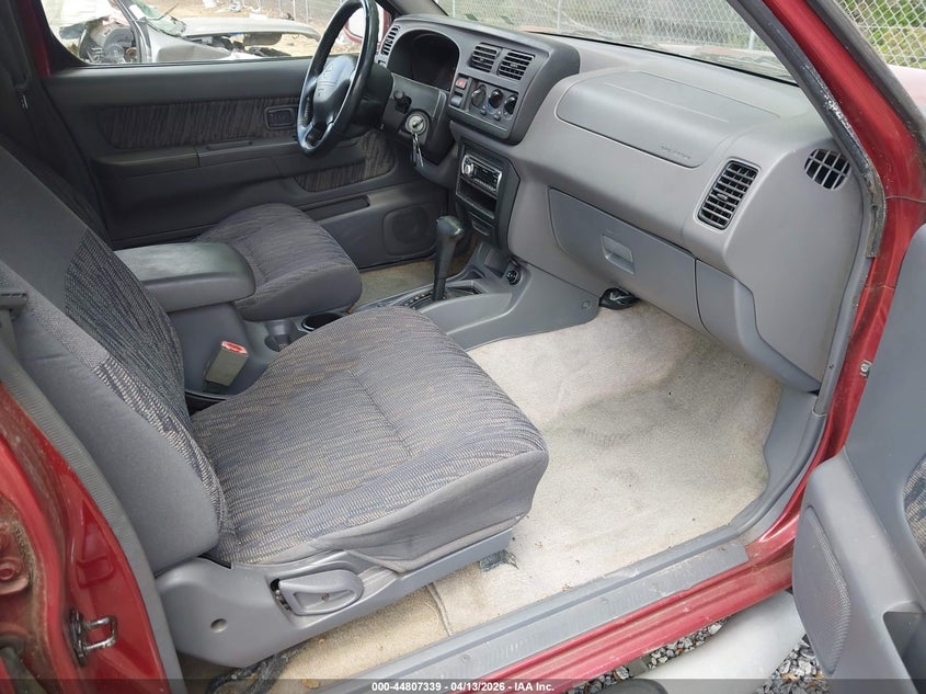 2000 Nissan Frontier Se-V6/Xe-V6