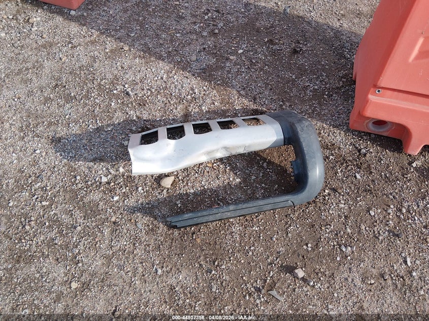 1998 Subaru Forester L VIN: JF1SF6359WH761322 Lot: 44807356