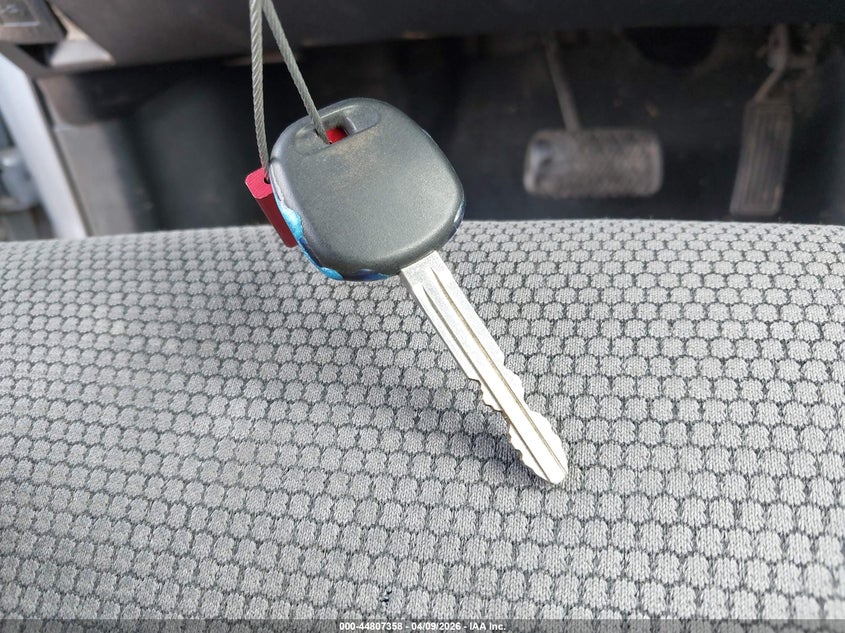 2006 Toyota Matrix Xr VIN: 2T1KR32E46C568310 Lot: 44807358