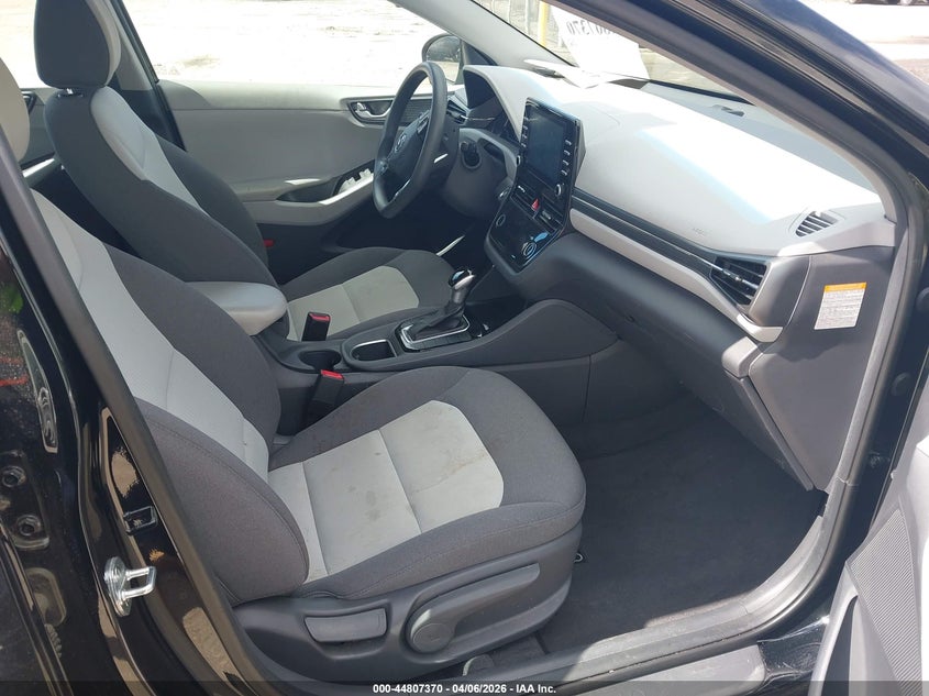 2020 Hyundai Ioniq Hybrid Blue