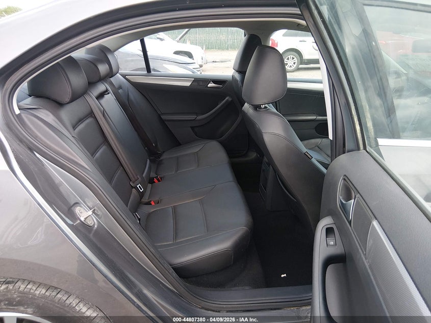 2017 Volkswagen Jetta 1.4 1.4T Se black Lot 111044807380 Vin 3VWB67AJ3HM204871
