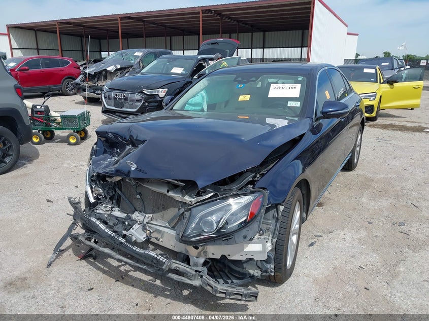 2017 Mercedes-Benz E 300 4Matic