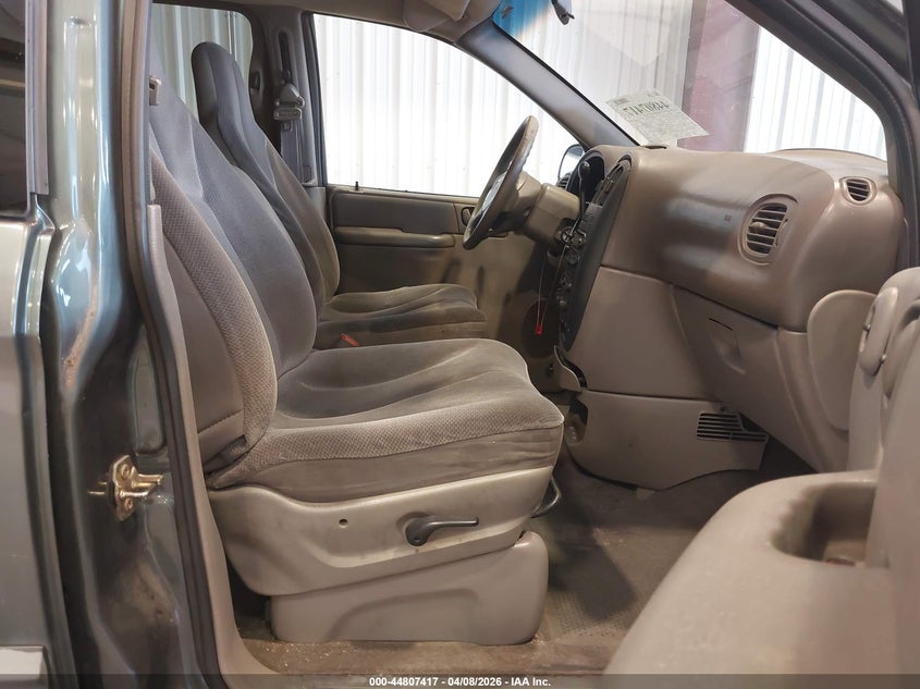 2003 Dodge Grand Caravan Se