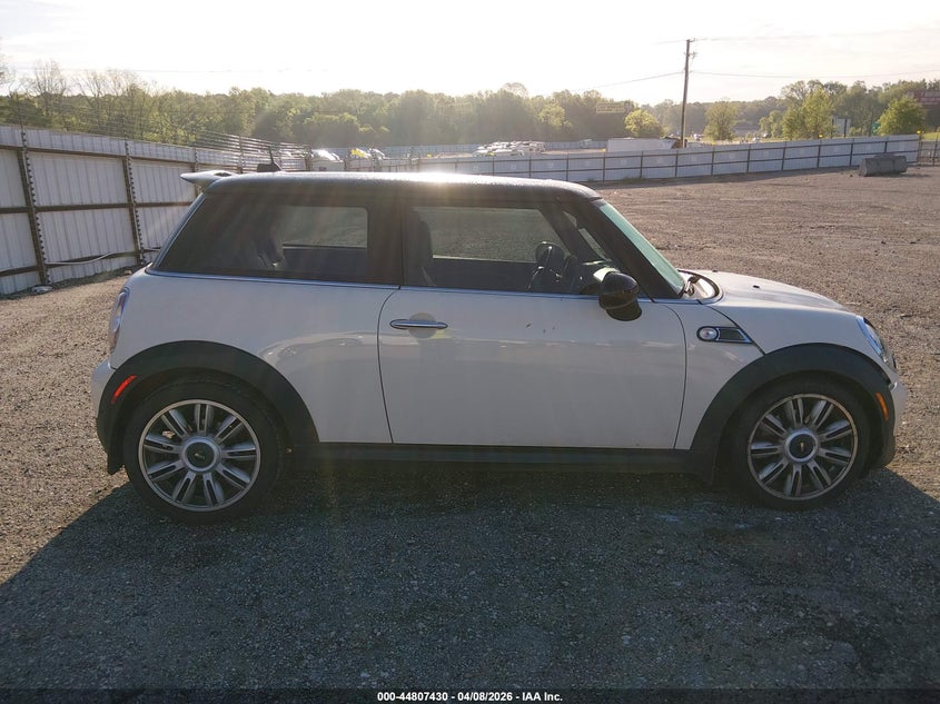 WMWSV3C51CTY27220 2012 Mini Cooper 1.6 Mini S white