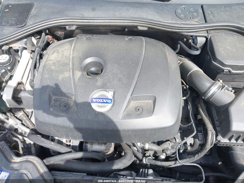 2015 Volvo V60 T5 Premier VIN: YV140MEB5F1199398 Lot: 44807434