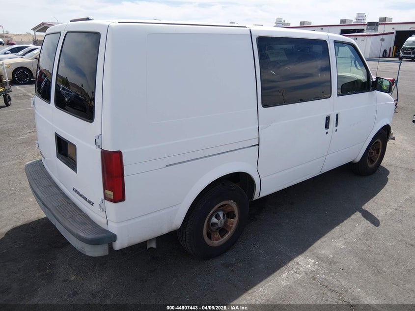 2001 Chevrolet Astro