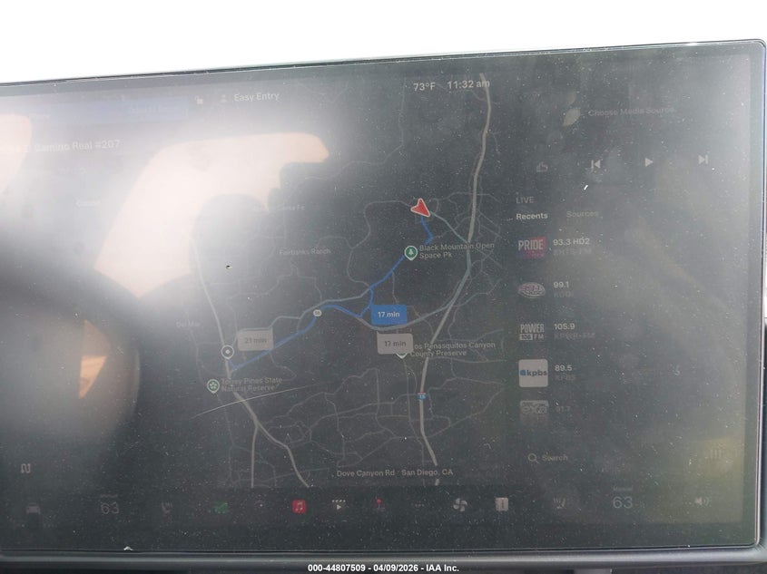 2022 Tesla Model X Plaid Tri Motor All-Wheel Drive VIN: 7SAXCBE65NF362710 Lot: 44807509