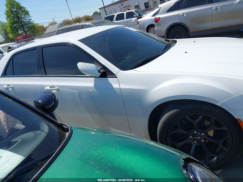 2019 Chrysler 300 3.6 S white Lot 111044807594 Vin 2C3CCABG8KH516405
