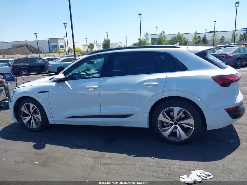 2024 Audi Q8 E-Tron Premium Quattro VIN: WA14AAGE9RB020829 Lot: 44807662