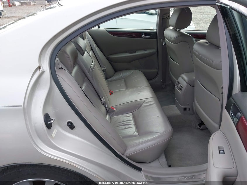 2002 Lexus Es 300 VIN: JTHBF30G125014838 Lot: 44807719