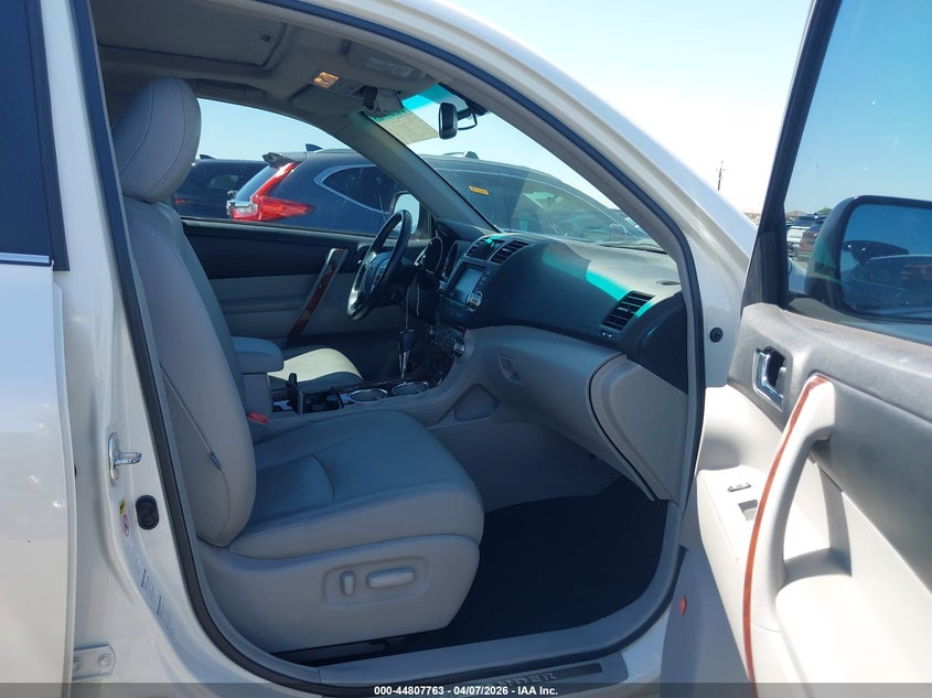 2012 Toyota Highlander Limited V6