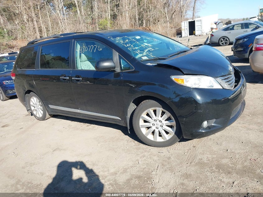 2012 Toyota Sienna Xle 7 Passenger