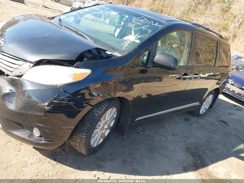 2012 Toyota Sienna Xle 7 Passenger