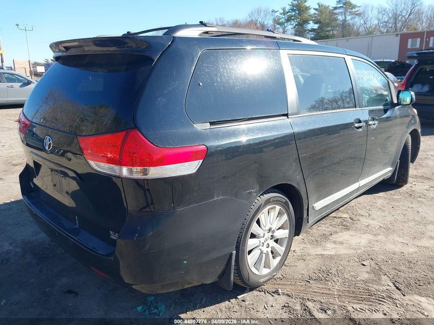 2012 Toyota Sienna Xle 7 Passenger