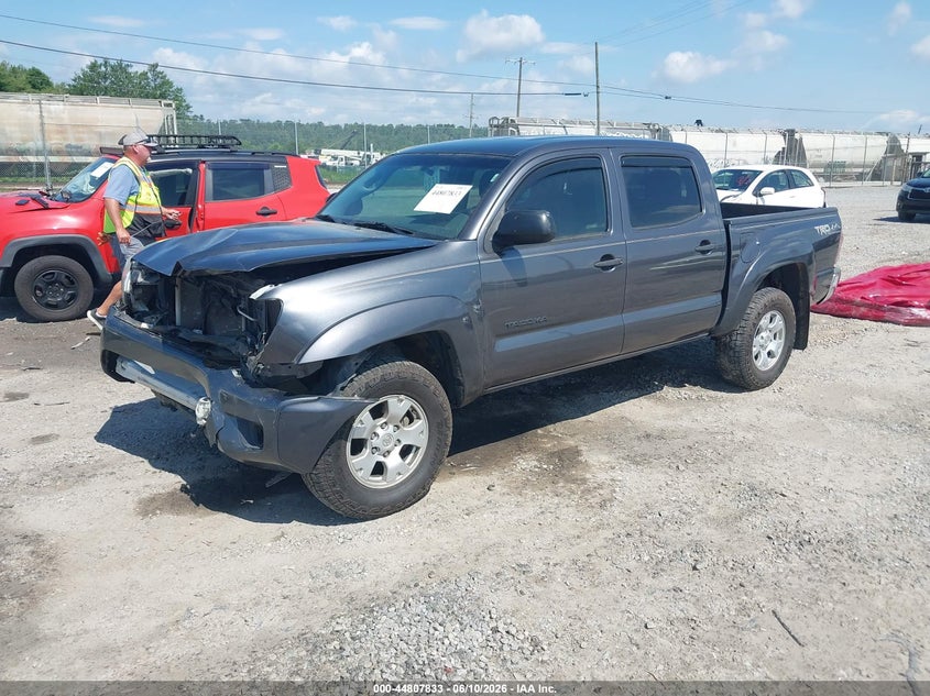 5TFLU4EN1DX083884 2013 Toyota Tacoma Base V6 photo 1