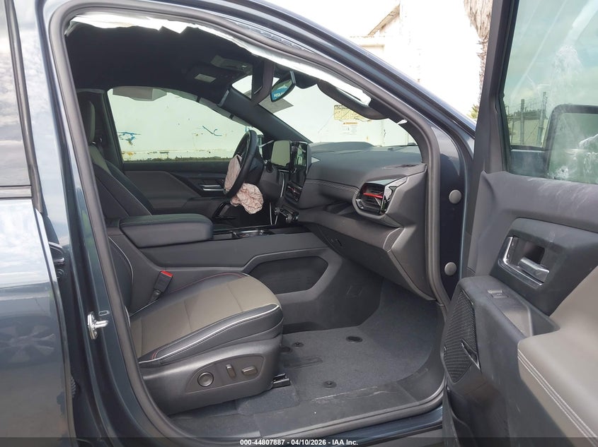 2026 CHEVROLET SILVERADO EV auction photo 5