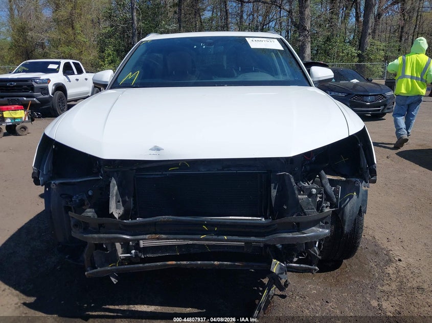 2021 Audi Q3 Premium Plus 45 Tfsi S Line Quattro Tiptronic VIN: WA1EECF34M1019137 Lot: 44807937