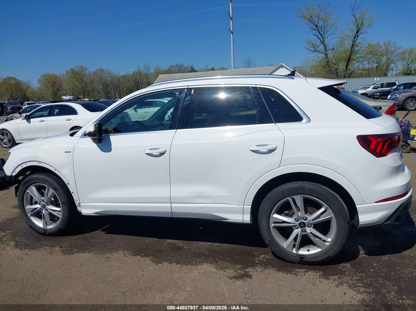 2021 Audi Q3 Premium Plus 45 Tfsi S Line Quattro Tiptronic VIN: WA1EECF34M1019137 Lot: 44807937
