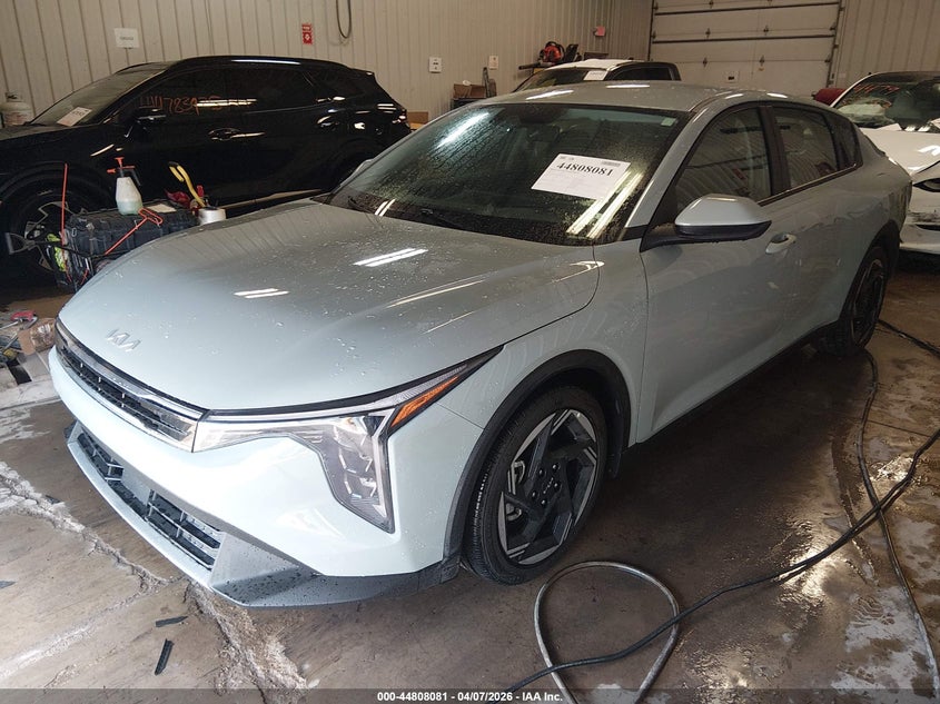 Vin: 3kpfu4de0se220356, lot: 45305349, kia k4 ex 20252