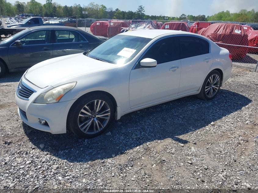 2013 Infiniti G37X