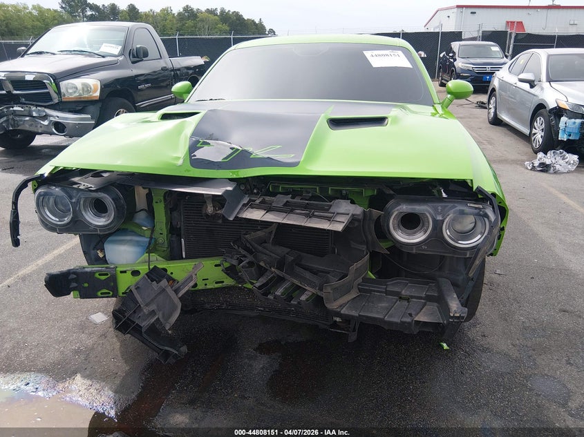2017 Dodge Challenger 5.7 R/T green Lot 111044808151 Vin 2C3CDZBT6HH624801