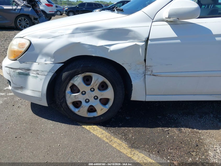 2007 Kia Spectra Ex VIN: KNAFE121575454438 Lot: 44808160